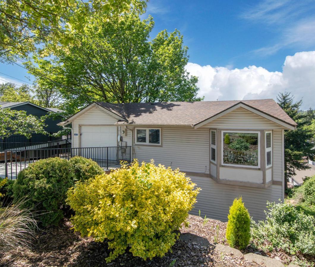 High Point Guesthouse - Next To Seattle Chinese Garden 外观 照片